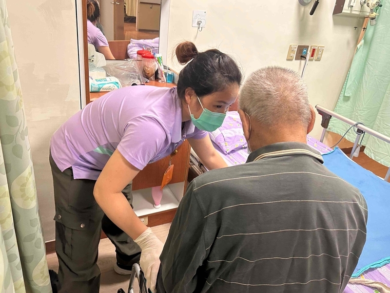 越南移工胡氏鶯耐心勤奮 成功轉任中階技術人員