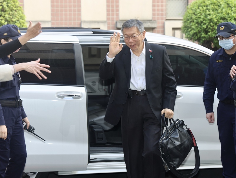 柯文哲政治獻金被控侵占及背信　北院言詞辯論