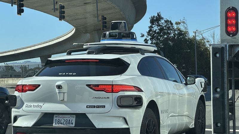 舊金山大停電Waymo停擺 專家：無人駕駛尚不及人類