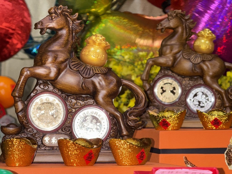 南投竹山紫南宮元旦發馬年錢母　前5千名抽金戒指