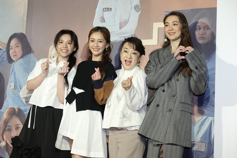 新片噴淚母女戲感觸深 翁倩玉：回家要好好抱抱媽媽