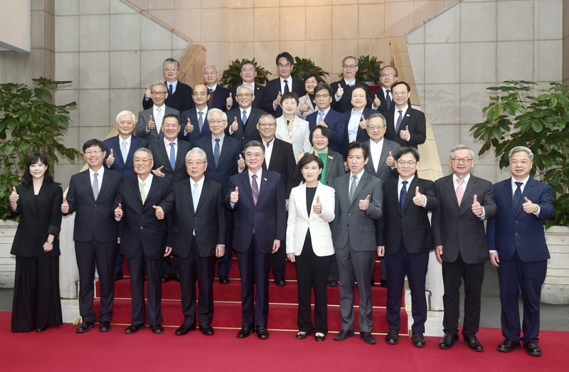 卓榮泰喊話立院儘速通過國防特別條例　團結沒有敵人