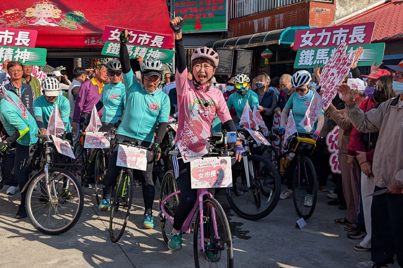 民進黨台南市長初選　2參選人騎鐵馬辦造勢衝刺