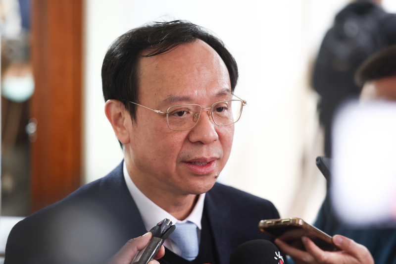 人工生殖法修法　石崇良：代理孕母仍有爭議院版未納入