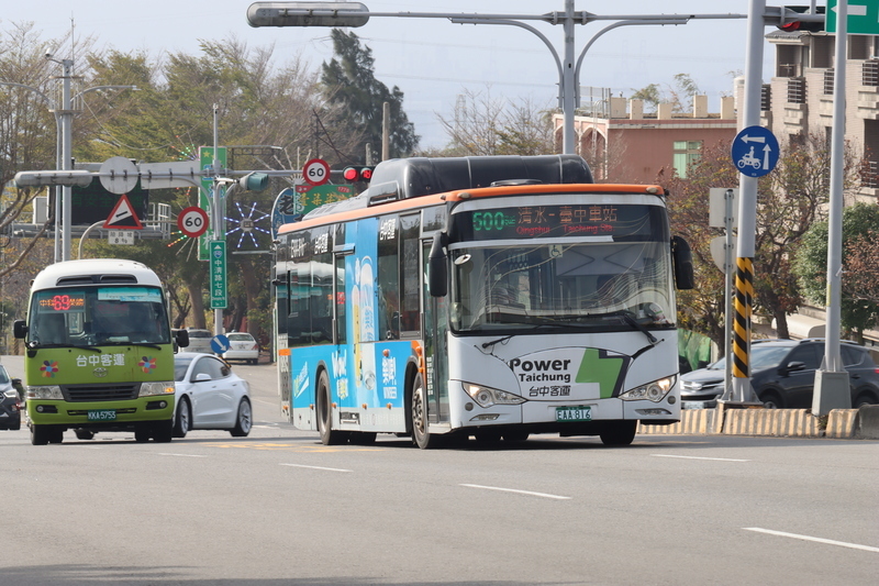 台中跳蛙公車寒假調整班距　2月開學恢復