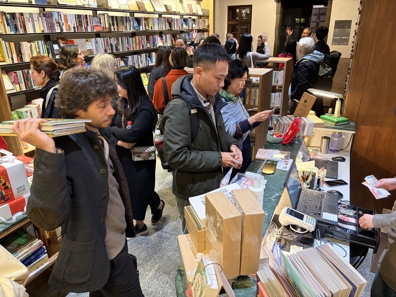 文策院帶國際買家逛台北書展　20國30出版人報到