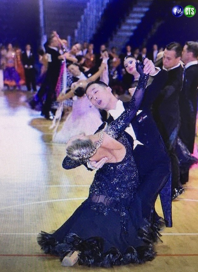 舞蹈國手林立，將在周六(25日)和全場813位選手飆舞技，拿加國國際賽事入場券。