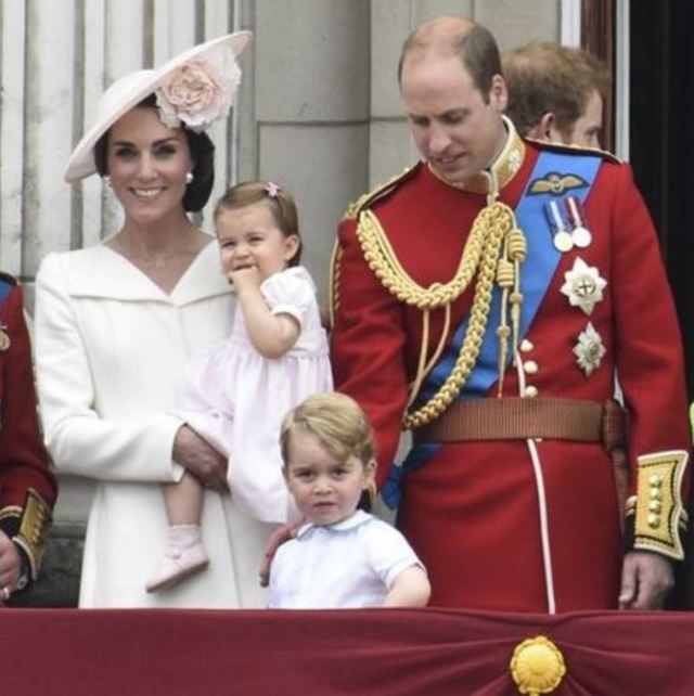 上6月現身白金漢宮露台.參加女王伊莉莎白二世90歲大壽活動（翻攝路透社）