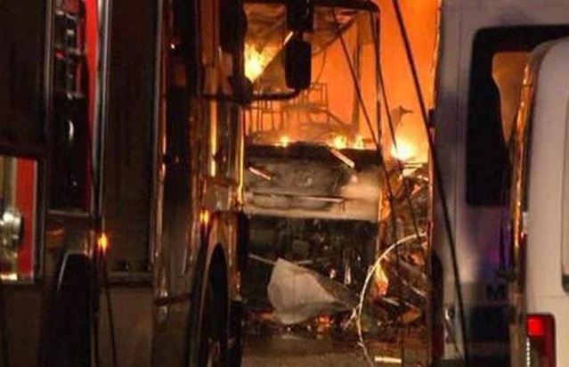 遭攻擊的現場一片混亂.