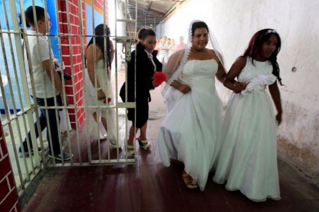 17位新娘陸續進入監獄