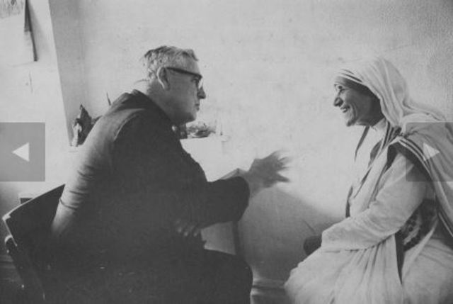 與日前封聖的德蕾莎修女留影.