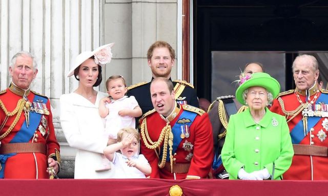 威廉一家4口.堪稱英國王室的人氣組合