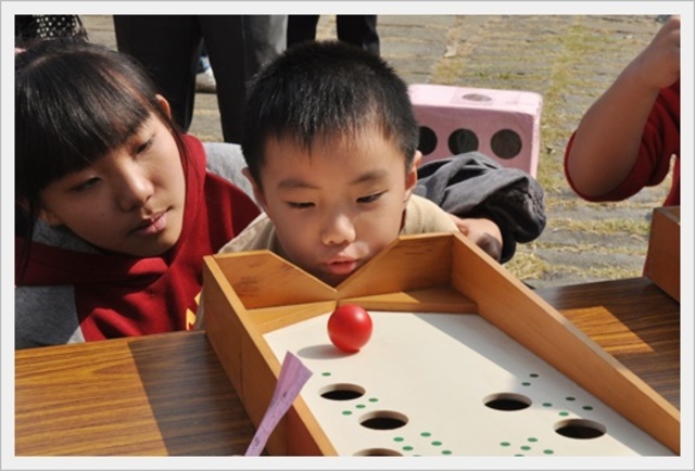 多樣性活動，適合大小朋友一起參與。(法鼓山提供)