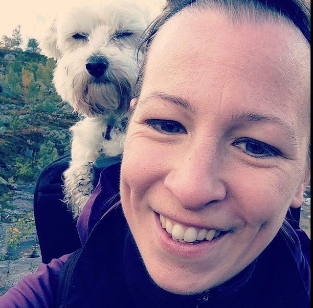 管家受不了繁重的工作辭職