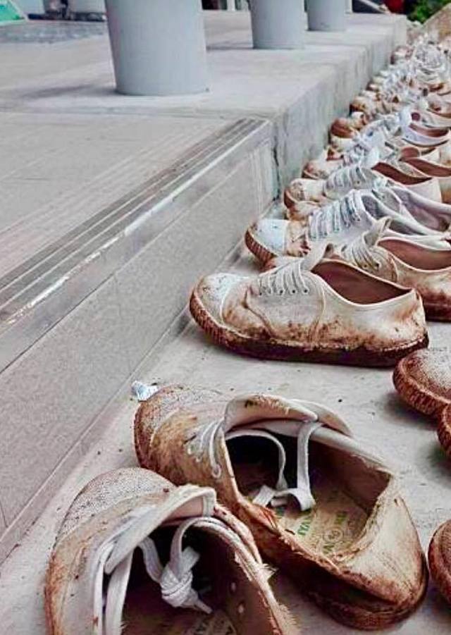 (翻攝Rungsak臉書)