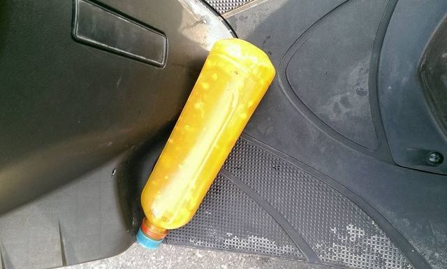 網友PO出曾購買的手工果汁。(翻攝爆廢公社)