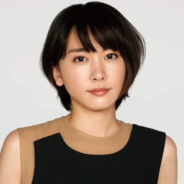 新垣結衣(翻攝LesPros官方網站)