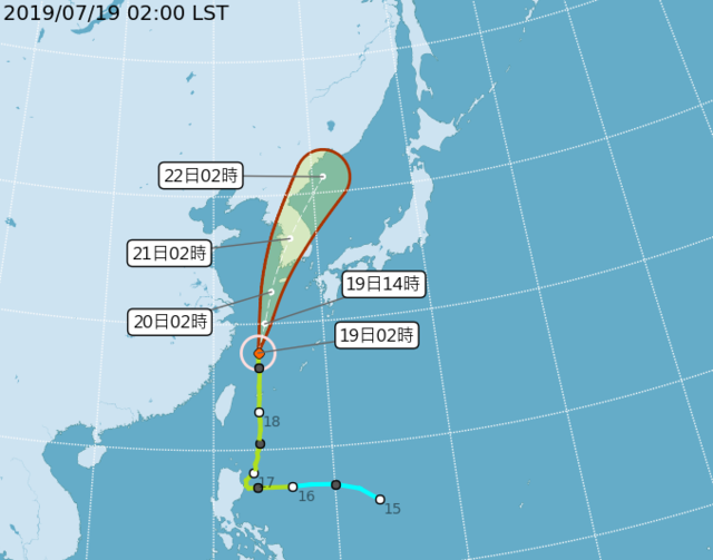 輕度颱風丹娜絲持續以偏北的方向朝韓前進。(氣象局提供)