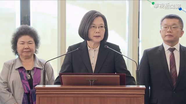 總統蔡英文結束出訪行程，在機場發表談話。