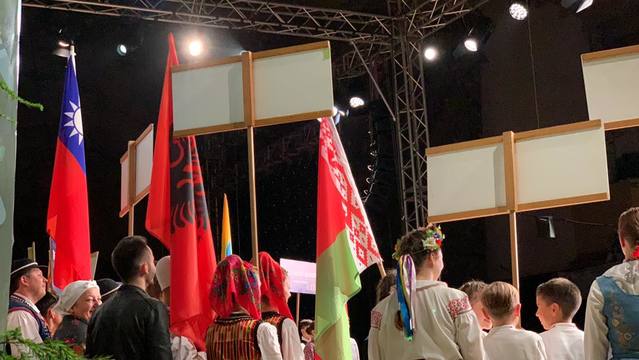 （翻攝臉書小飛魚文化展演團隊）