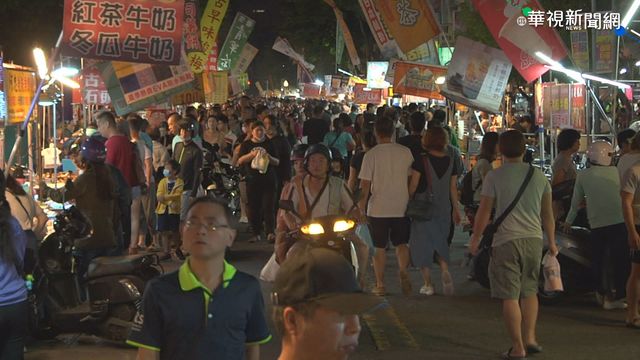 夜市業者力挺政府政策，認為有助買氣提升。 (資料照片)