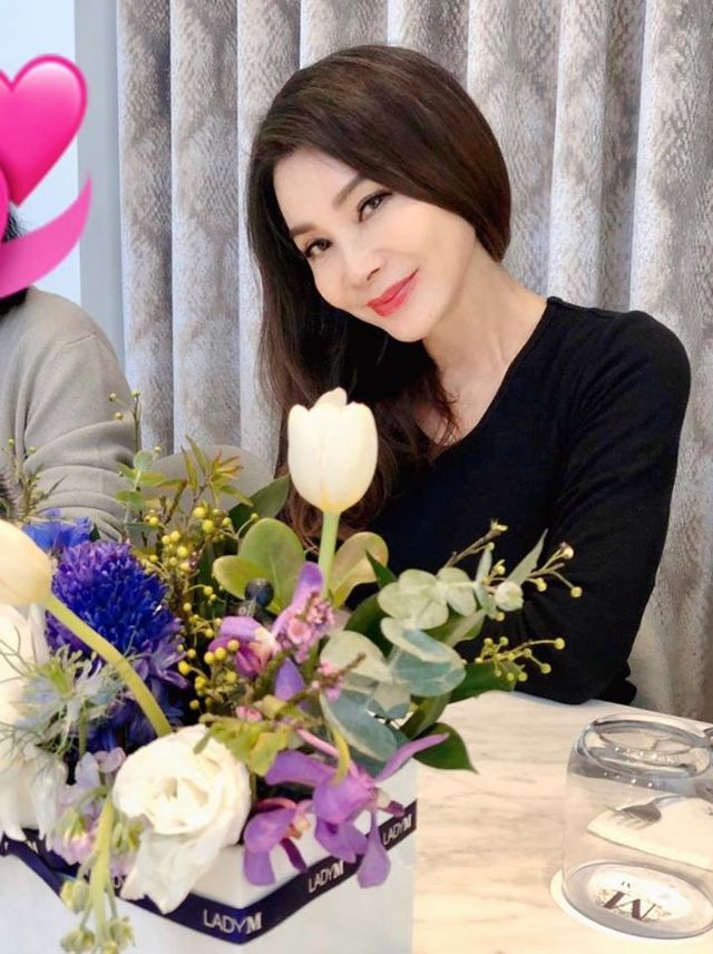 陳美鳳是全台最美歐巴桑。(翻攝陳美鳳臉書)