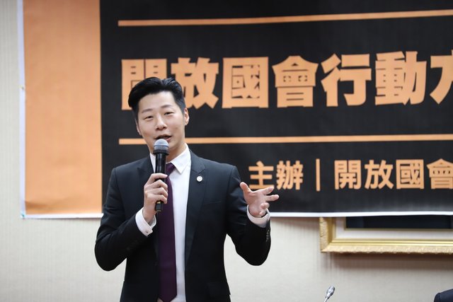 無黨籍立委林昶佐。(翻攝自臉書林昶佐)