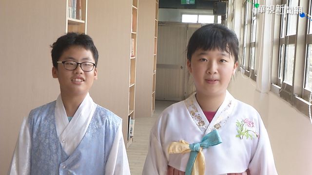 圖書館變機場大廳 日南國中「遊韓國」