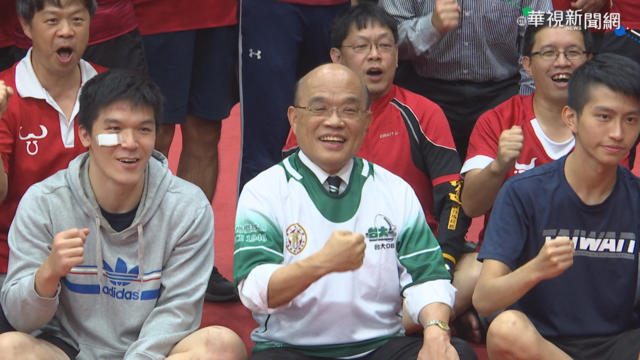 台大橄欖球隊75年慶 蘇貞昌現身同歡