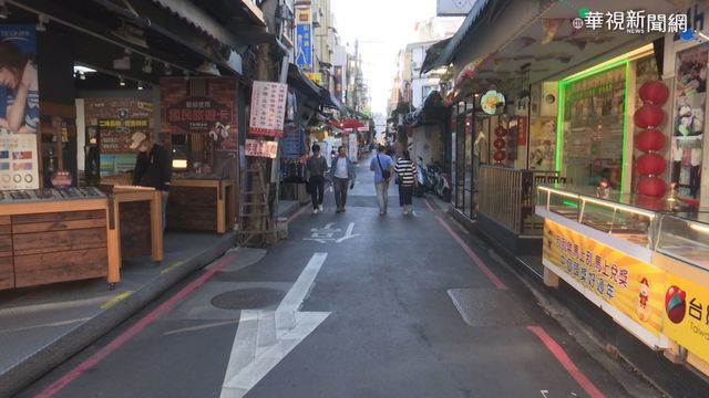 士林夜市倒店潮 300多家攤商撐不住!