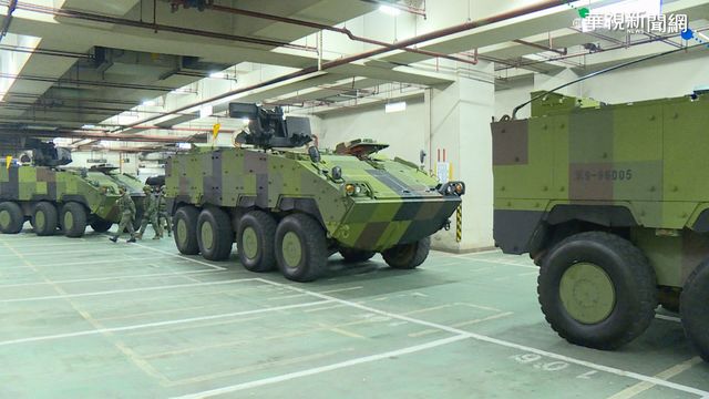 雲豹裝甲車街頭現身 演練護送總統