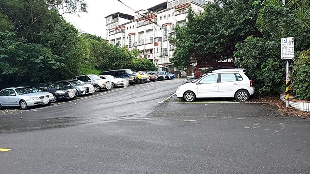 改善久停占用 11/2起汐止、淡水路邊停車格收費