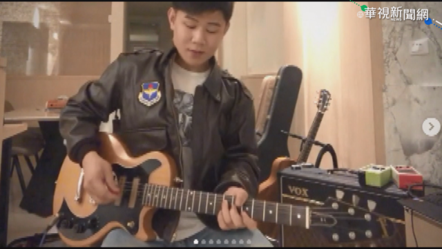 朱冠甍允文允武 組樂團擔任吉他手