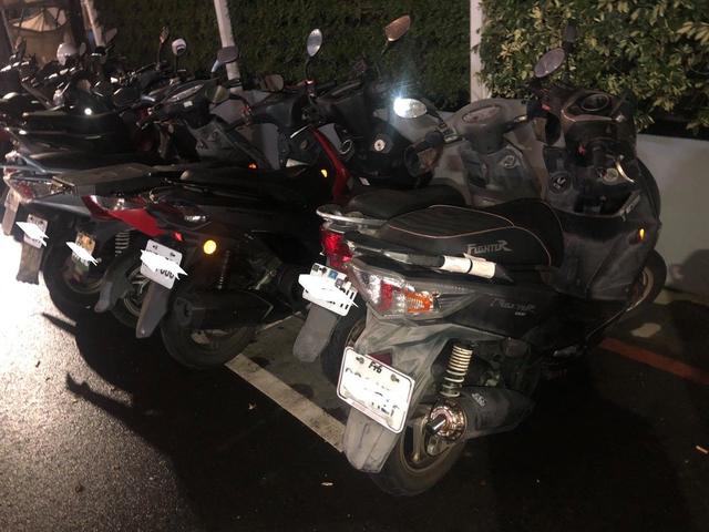 停在車格內卻收4張罰單 他看監視器氣炸：太自私！