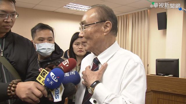 國會衝突! 立委鄭天財拿咖啡潑馮世寬