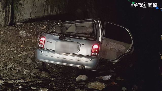 落石砸車2人傷 南橫台東海端段中斷