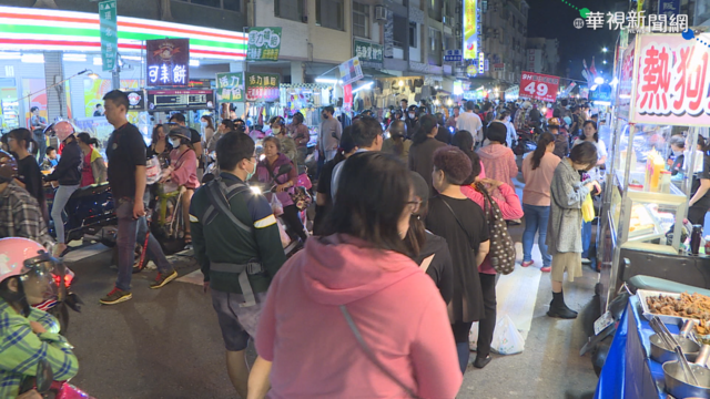 瑞北夜市將熄燈 最後營業日湧人潮