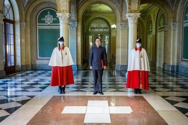 被問是不是"戰狼外交官" 中駐瑞士大使這樣回