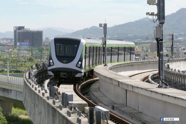 台中捷運通車 他分享試乘心得：台中一大進步！