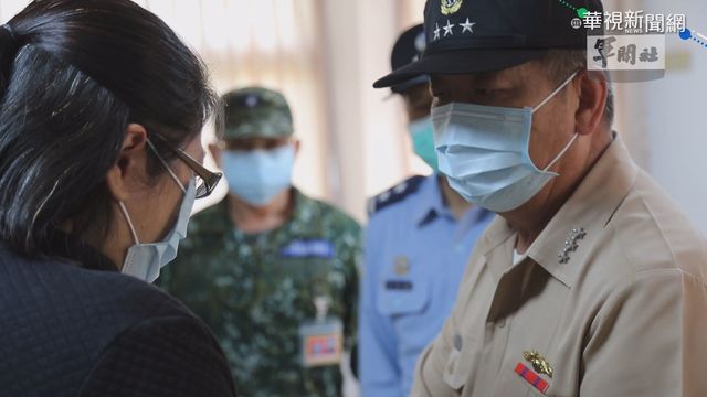 搶救失聯飛官 參謀總長赴花蓮坐鎮