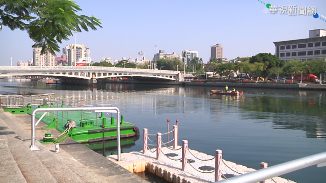 高雄愛河｢還河於民｣ 民眾戲水不需申請