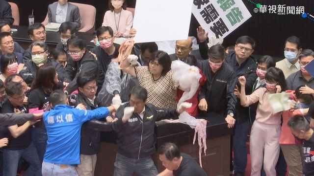 藍立院丟豬內臟登各大外媒 江啟臣：報導內容都算平衡