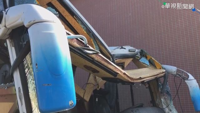 賞楓團翻車1死20傷 死者長輩仍不知情