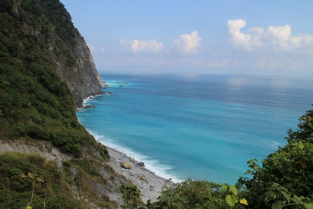 快訊》清水斷崖傳墜崖！疑民眾拍照「沒站穩」跌落15米