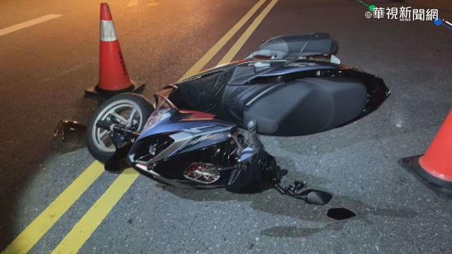 強風吹斷七星潭大橋燈桿 騎士慘摔