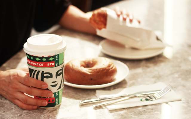 網傳「星巴克保溫瓶免費拿」 官方急發公告回應