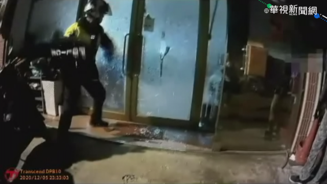 警用｢防暴臂盾｣ 救人救命如虎添翼!