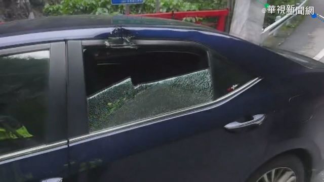 太魯閣驚魂記! 落石砸車窗割傷遊客