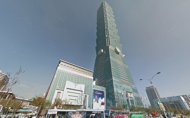 下雨下到厭世！ 在地人曝「天龍國神祕分水嶺」