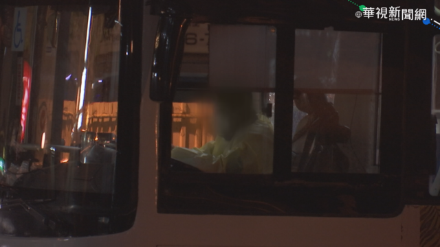 俄芭蕾舞團8確診 其餘42成員搭機離台